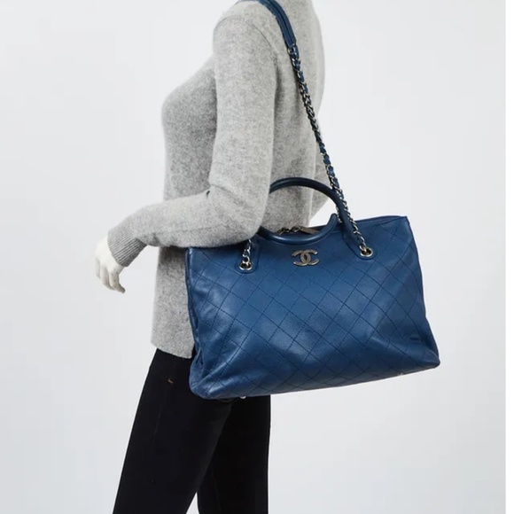 Chanel Blue Quilted Caviar Leather CC Tote Bag - Large - Picture 11 of 12